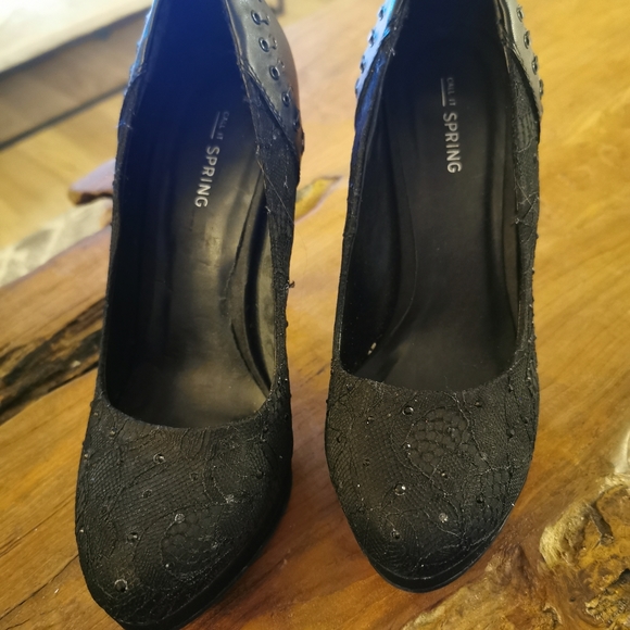 Sexy black lace and leather heels size 8 - Picture 2 of 6